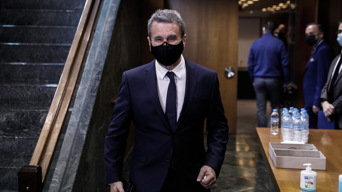 Ανδρέας Λοβέρδος: Ζήτησε μέτρα περιορισμού για τους ανεμβολίαστους βουλευτές