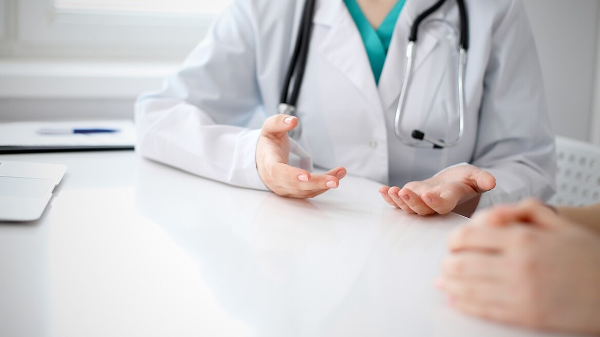 Κορωνοϊός – Συμπτώματα: Ο ένας στους τέσσερις ταλαιπωρείται πάνω από 6 μήνες – Οι ευάλωτοι ασθενείς