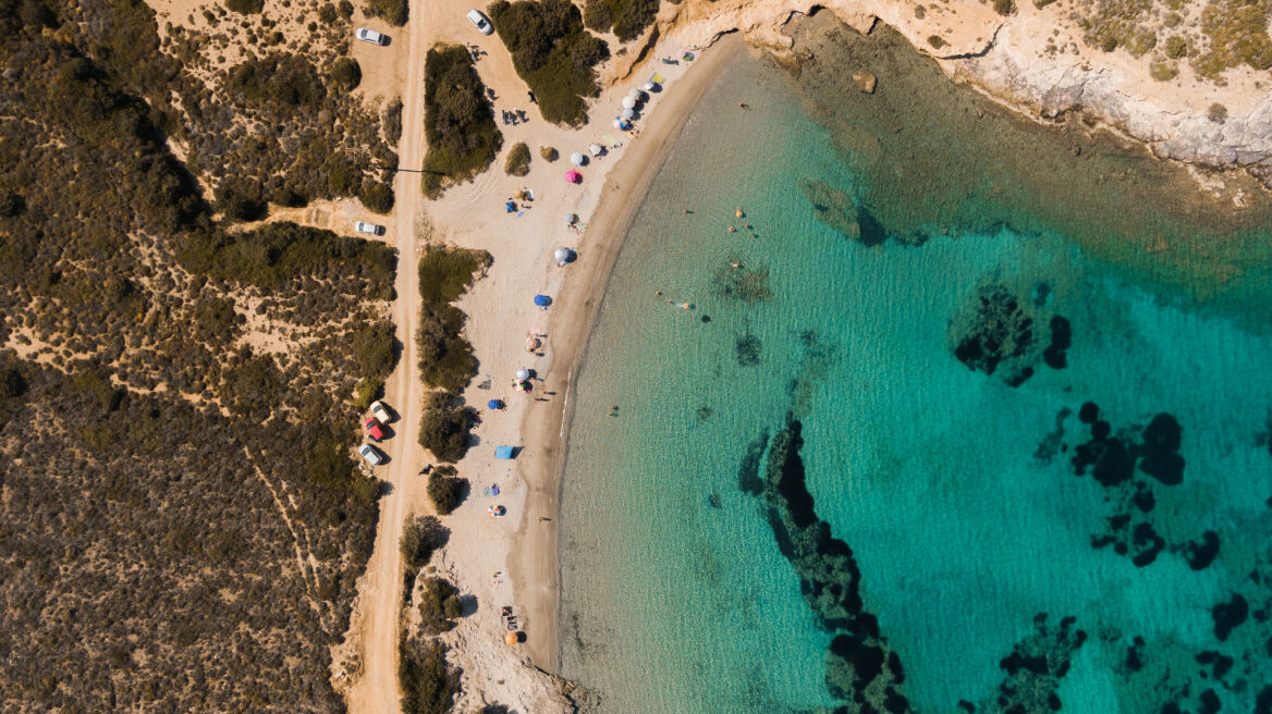 48 ώρες στην Αντίπαρο –Θα «πέσετε» σίγουρα πάνω στον Τομ Χανκς