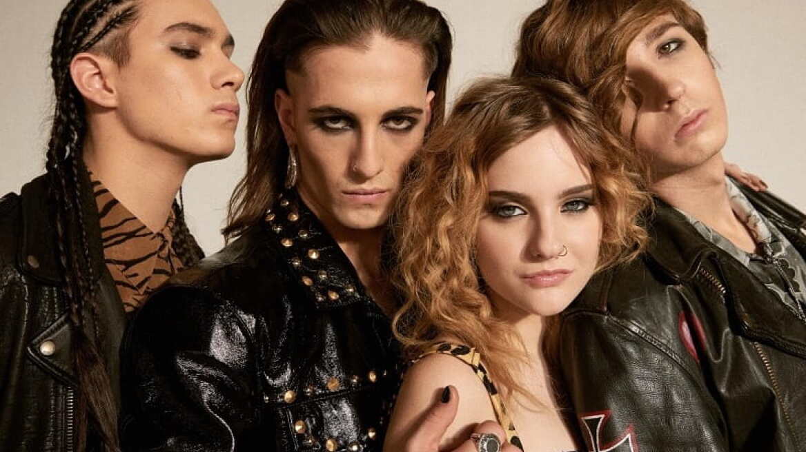 Oι Maneskin στο πλευρό της ΛΟΑΤΚΙ κοινότητας με προκλητικές φωτογραφίες - «Μην μας κάνετε report επειδή είμαστε καυτοί» 