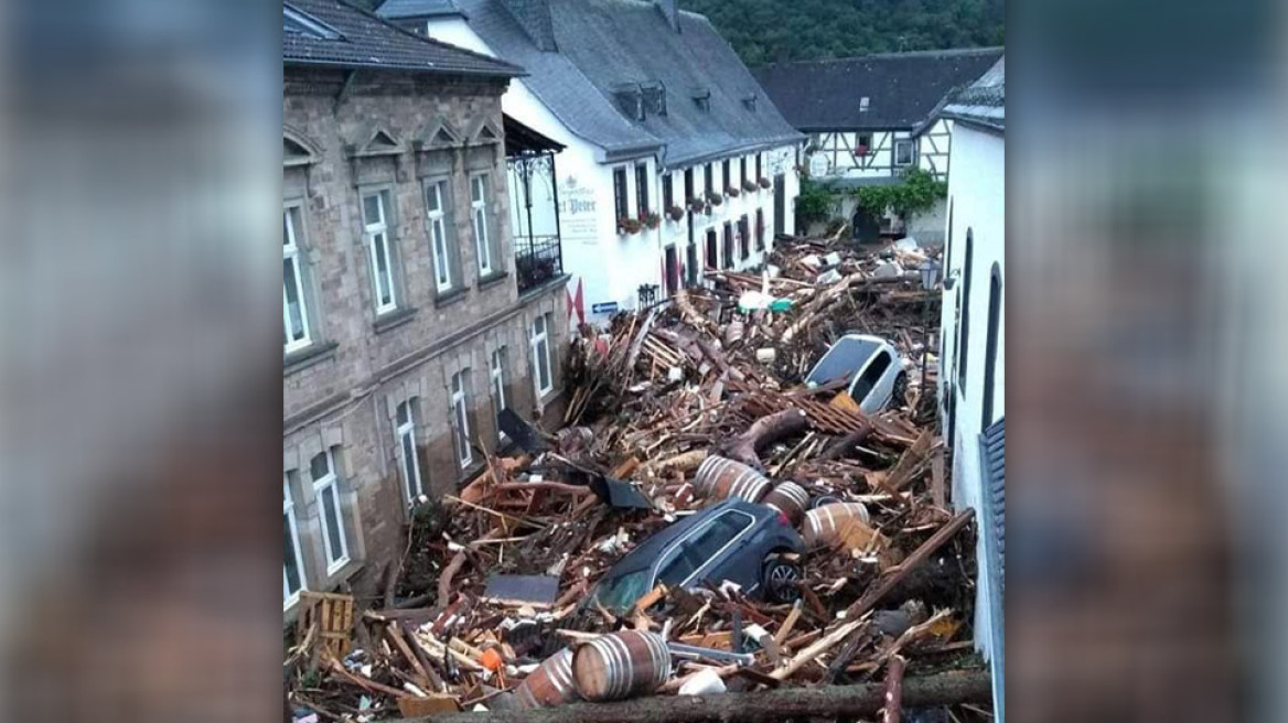 Γερμανία: Συγκλονίζουν οι εικόνες μετά την καταστροφή από την κακοκαιρία - Δείτε εικόνες