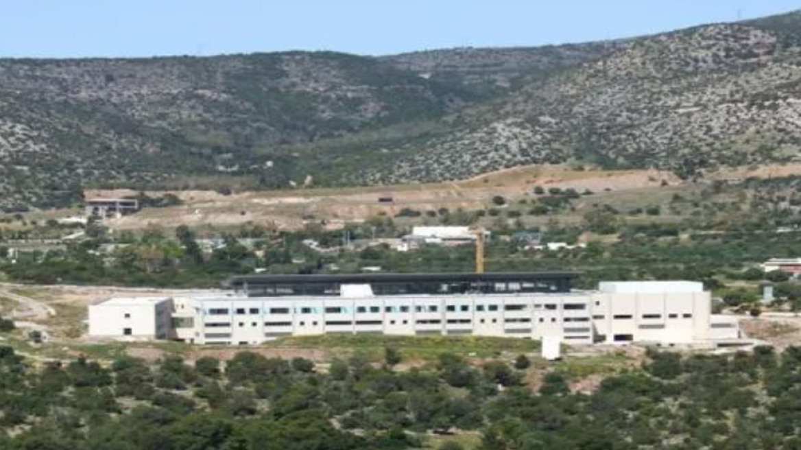 Ερασίνειο: Στο σφυρί ξανά, μια τεράστια ευκαιρία για το σύστημα υγείας