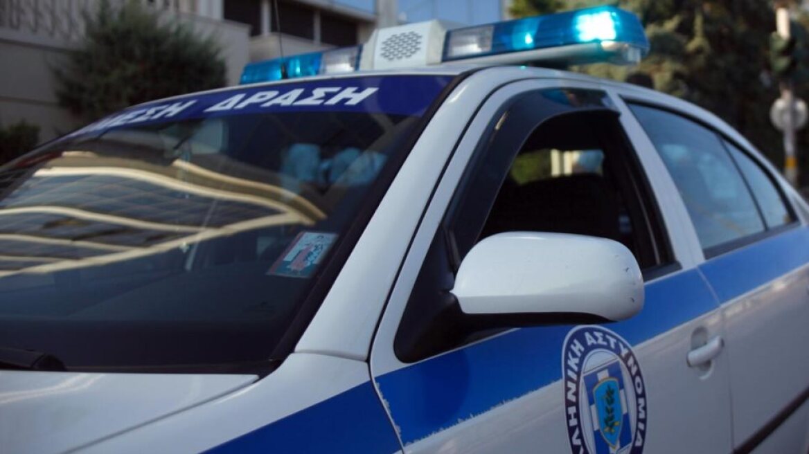 Πύργος: Τρεις ανήλικοι σε σπείρα που είχε ρημάξει αυτοκίνητα και καταστήματα
