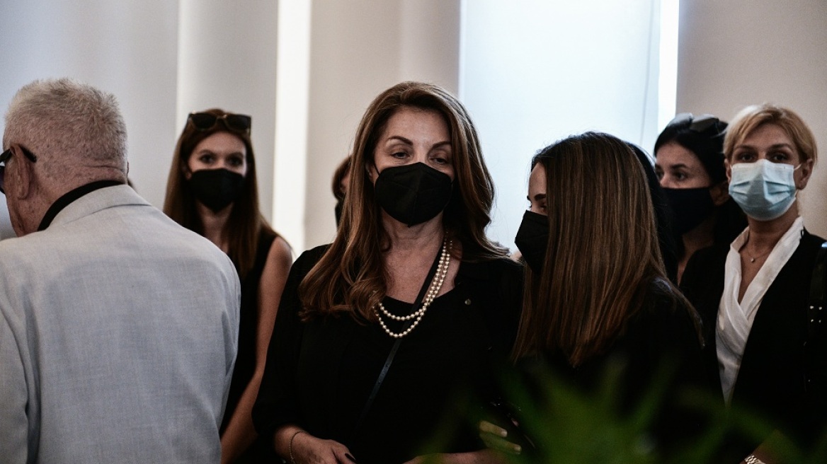 Τόλης Βοσκόπουλος: «Η οικογένεια επέλεξε να καλύψει η ίδια όλα τα έξοδα της κηδείας»