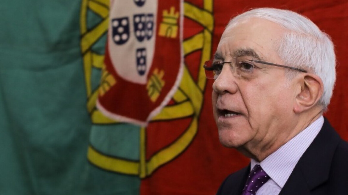 Πορτογαλία: Πέθανε ο Οτέλο Σαράιβα ντε Καρβάλιο, στρατηγός της Επανάστασης των Γαριφάλλων