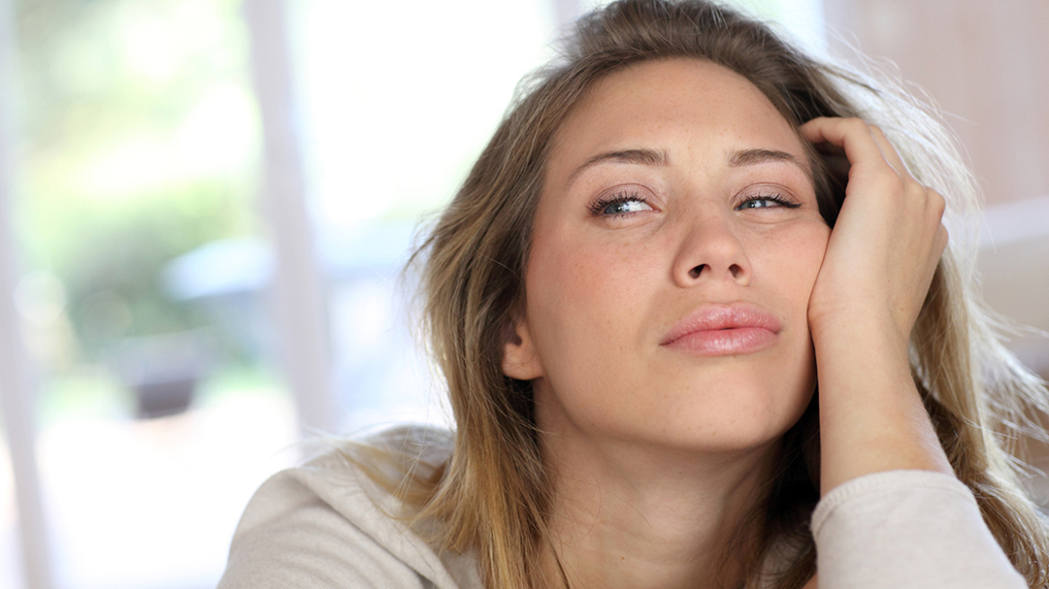 Έξι σημάδια που αποκαλύπτουν ότι σας λείπει σίδηρος