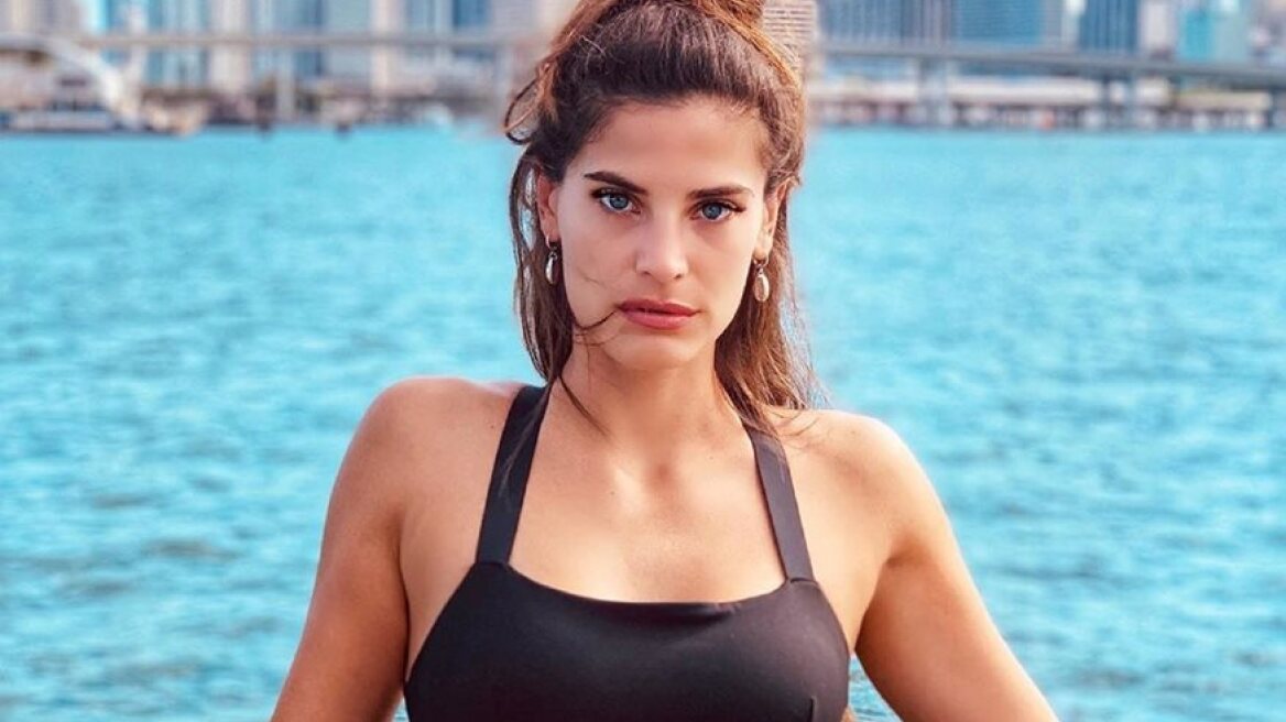 Χριστίνα Μπόμπα: Το νέο τρυφερό στιγμιότυπο με τις δίδυμες κορούλες της 