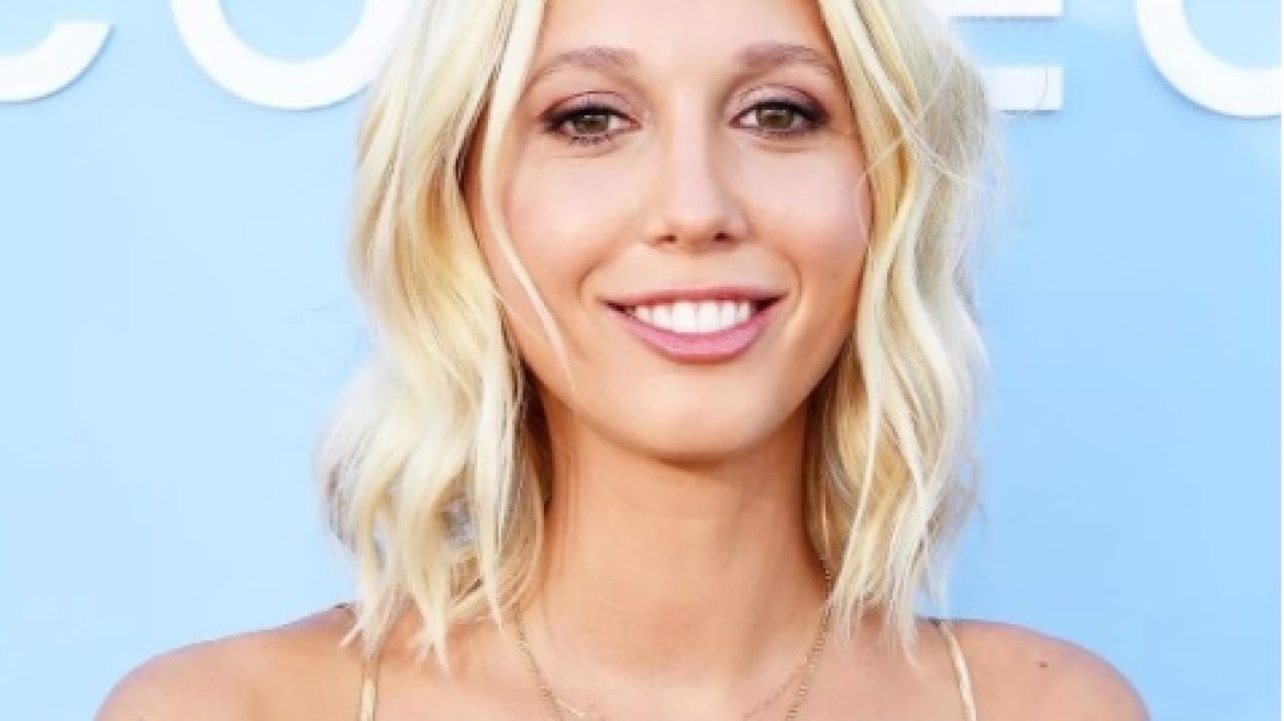 Μαρία Ολυμπία: Η αγκαλιά με τον παππού της και το παθιασμένο φιλί με τον σύντροφό της