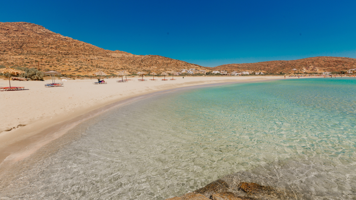 Ίος: Οι καλύτερες διευθύνσεις για φαγητό και διασκέδαση από μία Insider 