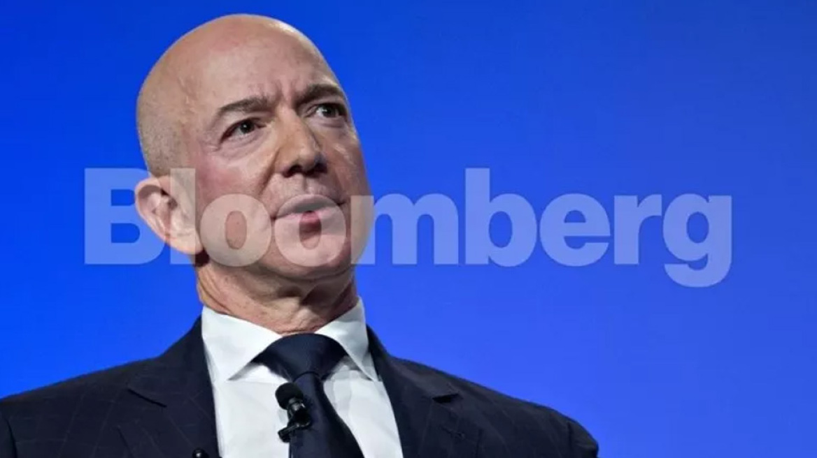 Μόνο ο Μπέζος μπορεί: Έχασε 13,5 δισ. δολάρια σε μια μέρα και παραμένει ο πλουσιότερος στον κόσμο