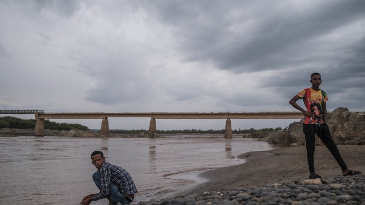 Φρίκη στα σύνορα Σουδάν-Αιθιοπίας: Τουλάχιστον 30 πτώματα σε έναν ποταμό