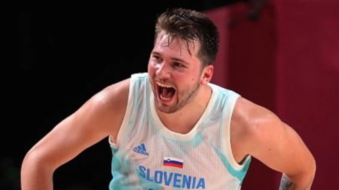 Σλοβενία - Γερμανία 94-70: «Σαρωτικό» πέρασμα στα ημιτελικά με Ντόντσιτς!