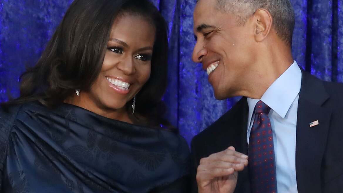 Μπαράκ και Μισέλ Ομπάμα: επιστρέφουν στον Λευκό Οίκο για τα επίσημα πορτρέτα τους