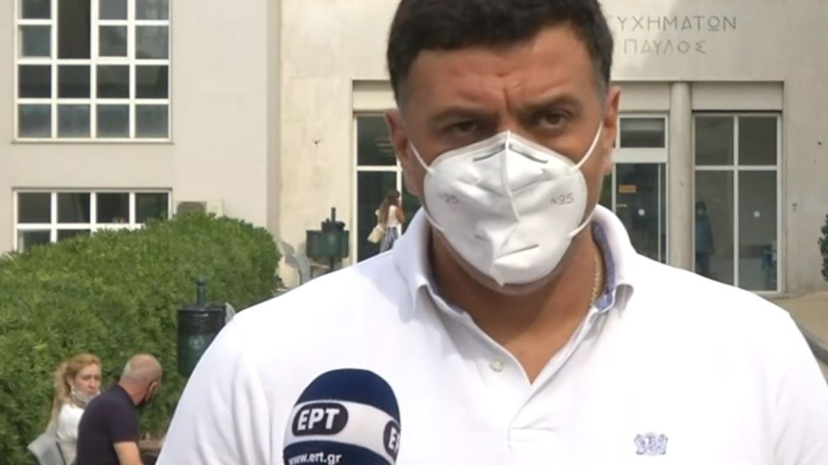 Στο ΚΑΤ ο Κικίλιας: Ενημερώθηκε για τους εγκαυματίες - Ξεκίνησε εκκένωση γηροκομείου στον Άγιο Στέφανο  
