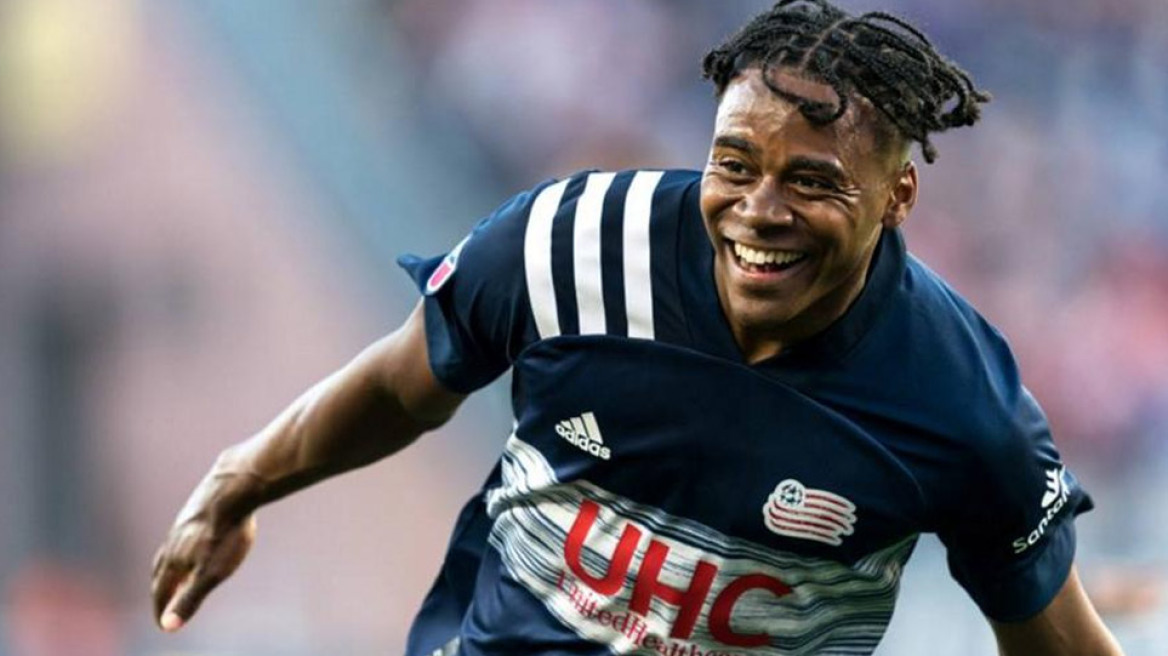 Ενδιαφέρον Ολυμπιακού για Τζόουνς