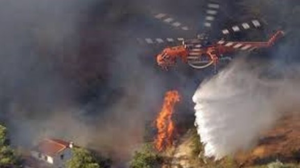 MYTILINEOS: Διάθεση 4 ελικοπτέρων μισθωμένων ελικοπτέρων στην Πυροσβεστική