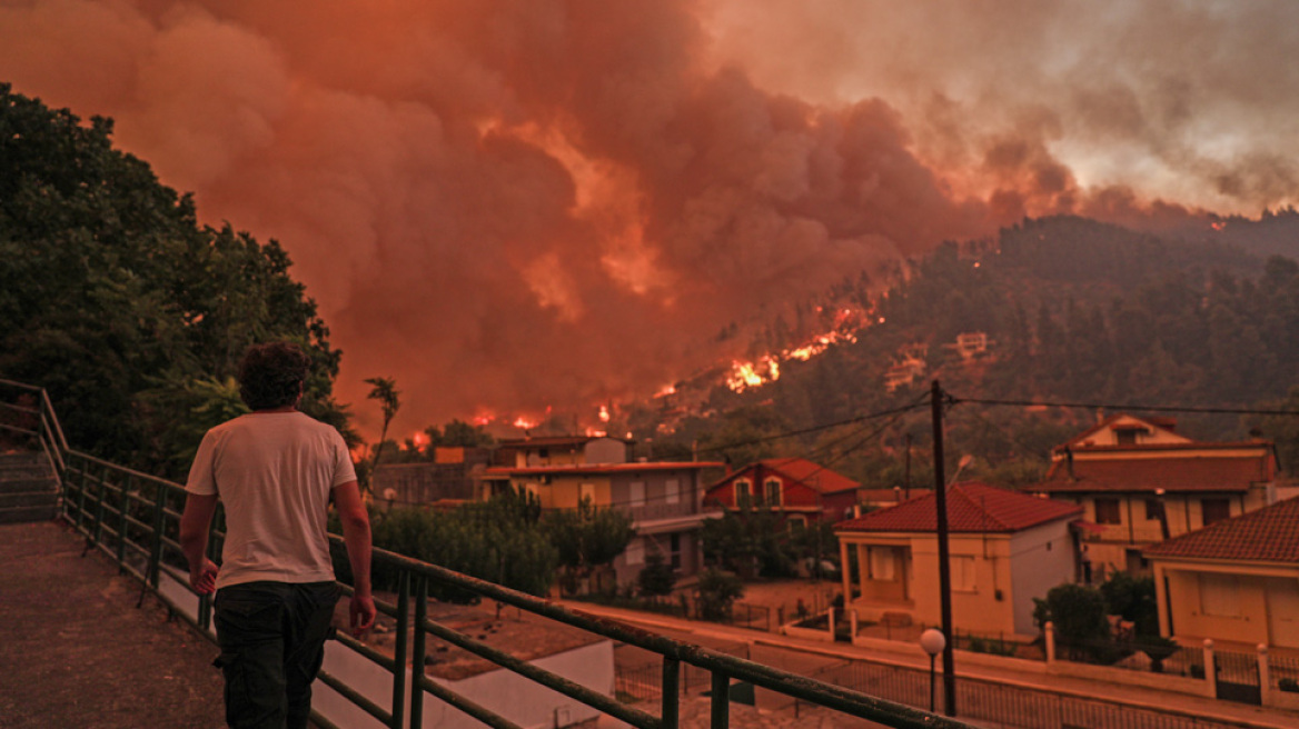 Στις φλόγες για έβδομη μέρα η Εύβοια: Μάχη με τις αναζωπυρώσεις - Κάτοικοι έσωσαν τα χωριά