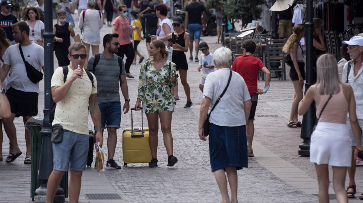 Κορωνοϊός: Μεγάλη αύξηση του δείκτη θετικότητας στα νησιά - Δοκιμάζεται το Σύστημα Υγείας στην Κρήτη