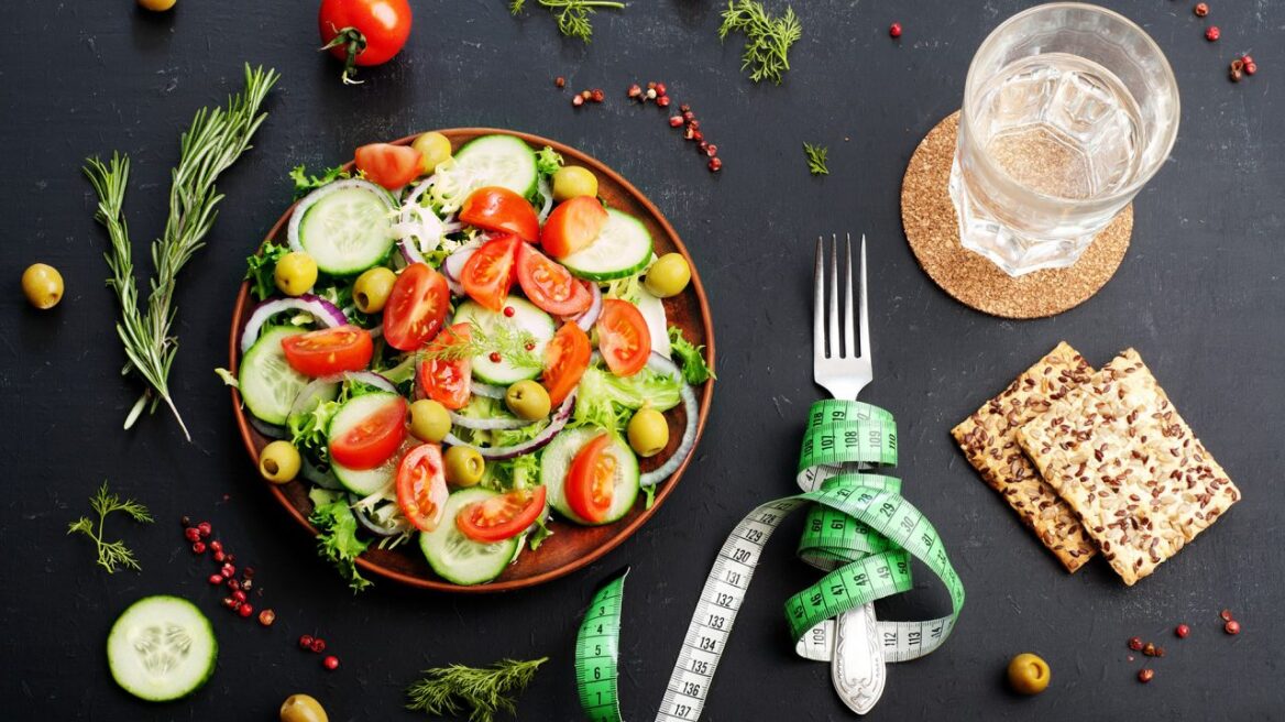 Γιατί εκνευριζόμαστε όταν κάνουμε δίαιτα – Πώς αντιμετωπίζεται ο θυμός