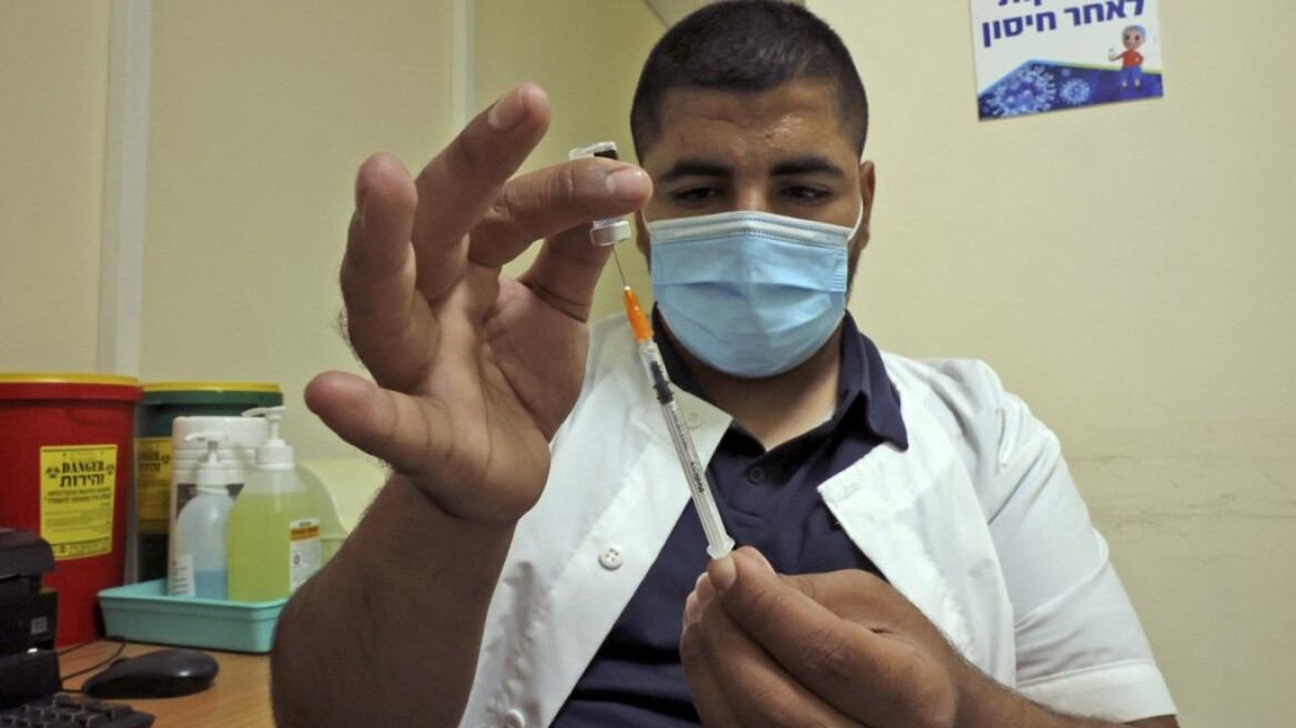 Κορωνοϊός: Το Ισραήλ είναι η πρώτη χώρα στον κόσμο που πλέον κάνει τρίτη δόση στους άνω των 50 ετών