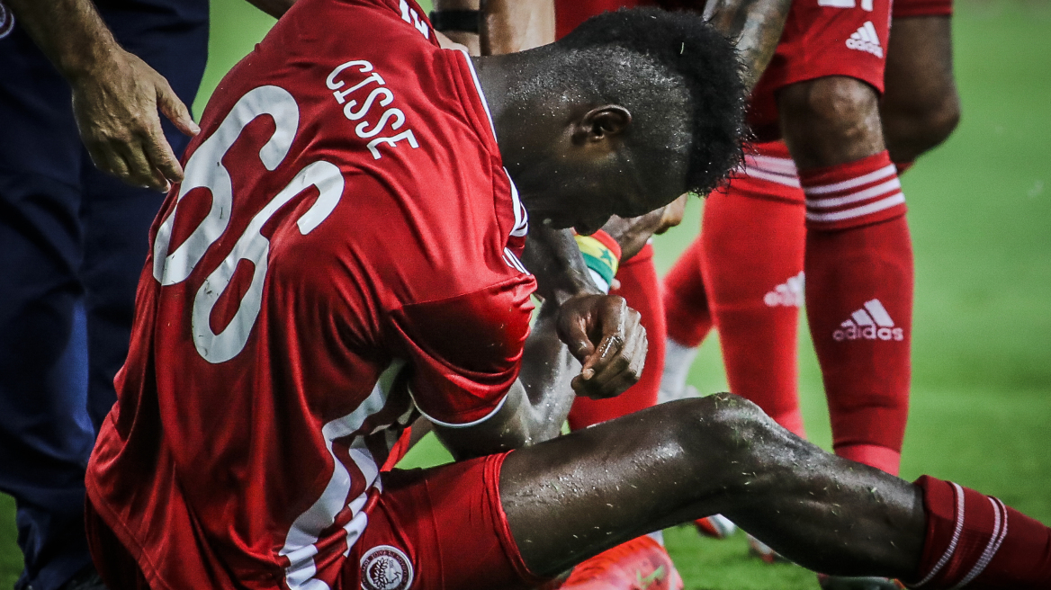 Ολυμπιακός: Χάνει τη ρεβάνς με τη Σλόβαν ο Σισέ - Δείτε βίντεο