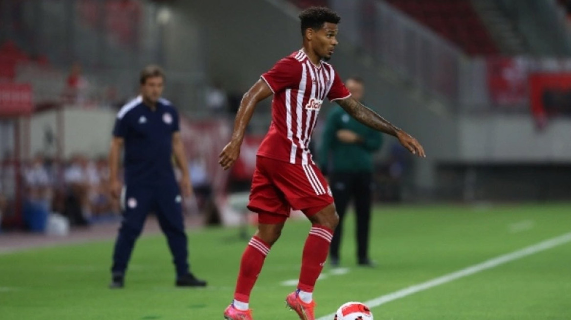 Ολυμπιακός: Οι «μετέωροι» και οι «φευγάτοι» του ρόστερ