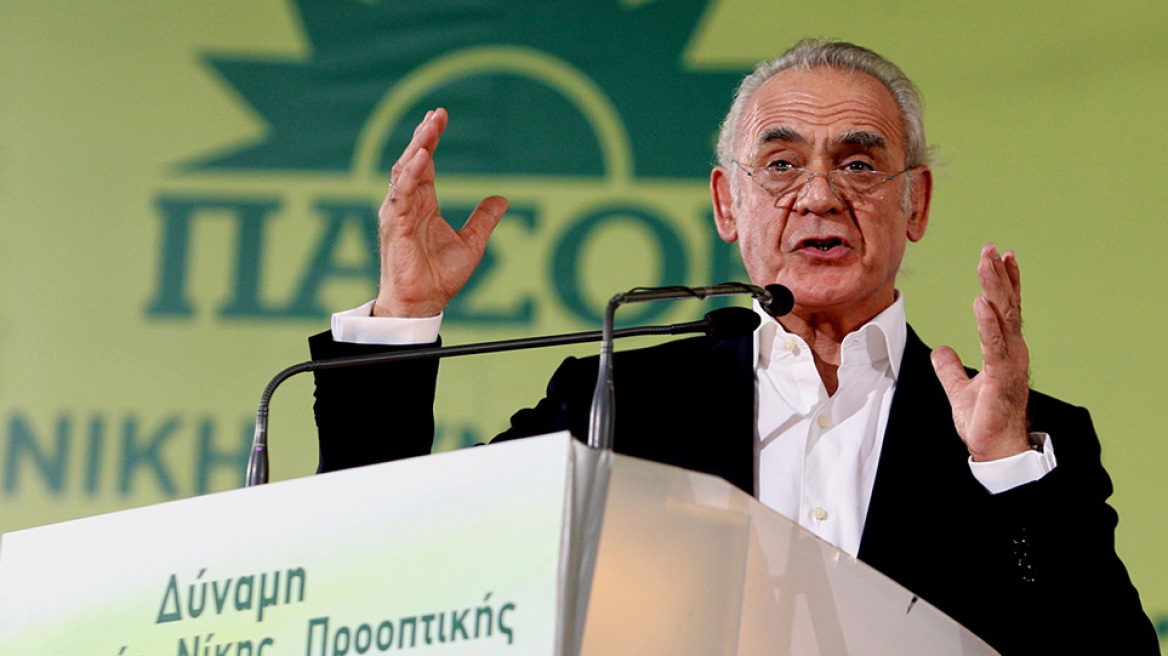 Άκης Τσοχατζόπουλος: Στη... σκιά του ήλιου!