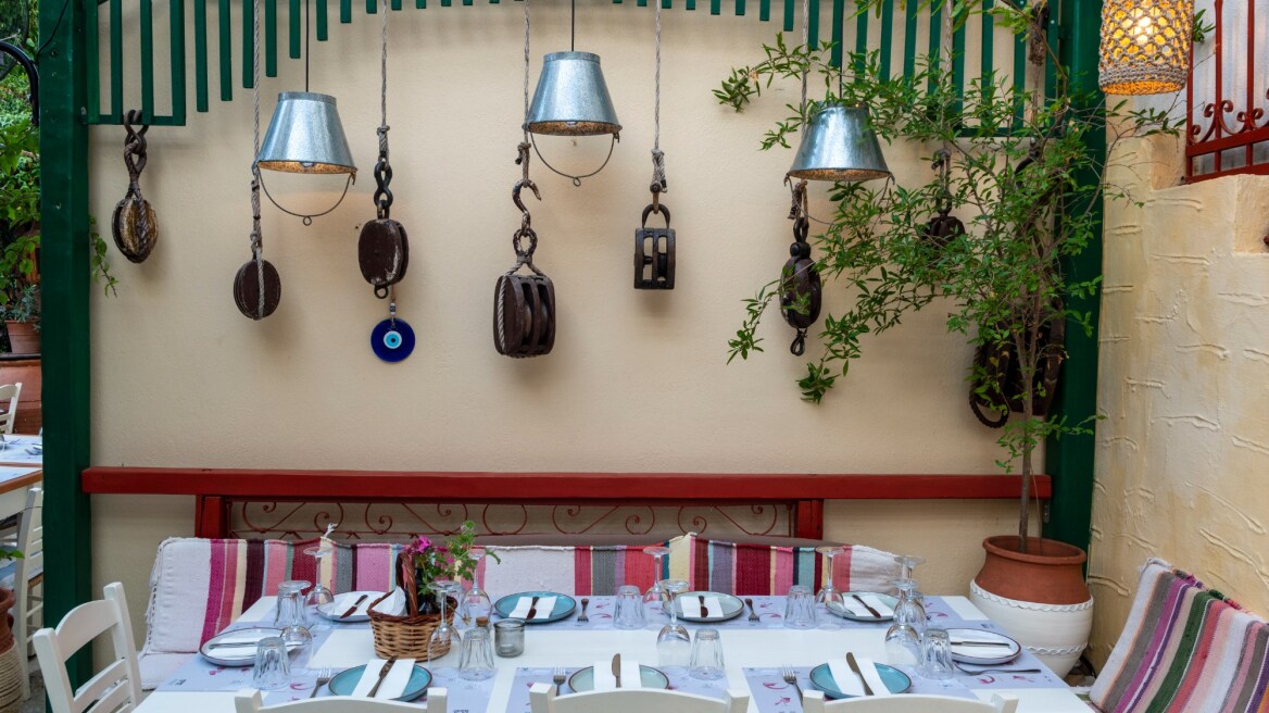 Πέντε γευστικές εμπειρίες που δεν πρέπει να χάσετε στη Σκιάθο