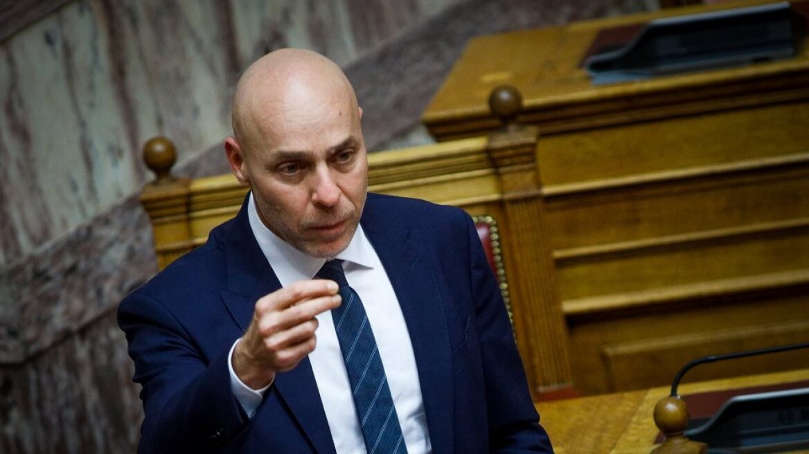 Αμυράς: Δεν πρόκειται να αφήσουμε παραθυράκι σε επιτήδειο να κάνει παιχνίδι πάνω στις καμένες εκτάσεις