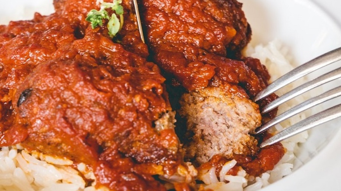 Δάφνη: 24 χρόνια σταθερή επιλογή για σπιτικό φαγητό στο Περιστέρι