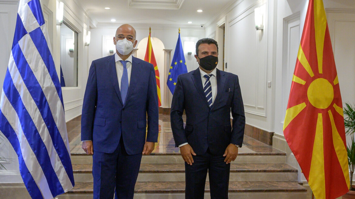 Στα Σκόπια ο Δένδιας: Είχε τετ-α-τετ με Ζάεφ για την συνεπή εφαρμογή της Συμφωνίας των Πρεσπών