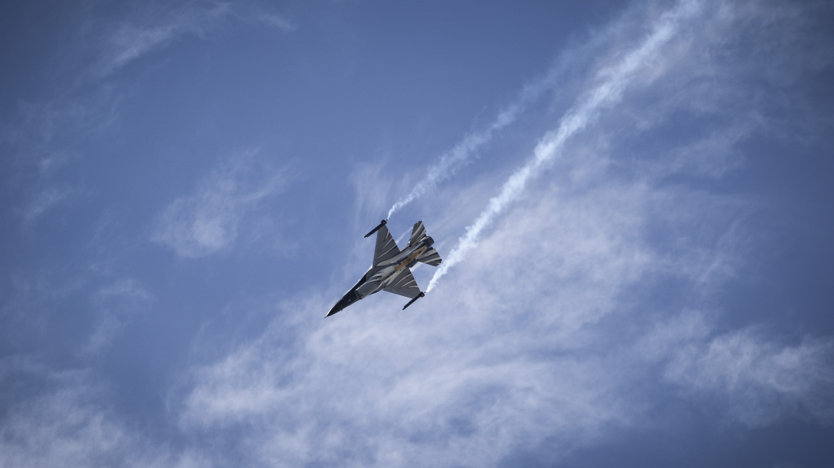 Athens Flying Week: Δείτε εντυπωσιακή χαμηλή πτήση αμερικανικού F-15