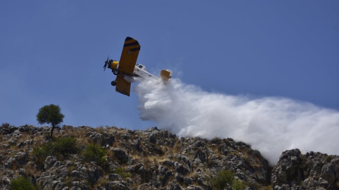 Συνδρομή εναέριων δυνάμεων στην Αλβανία για την αντιμετώπιση της μεγάλης πυρκαγιάς
