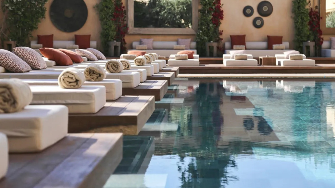 9 πισίνες στην Αθήνα -Μία για κάθε γούστο και διάθεση 