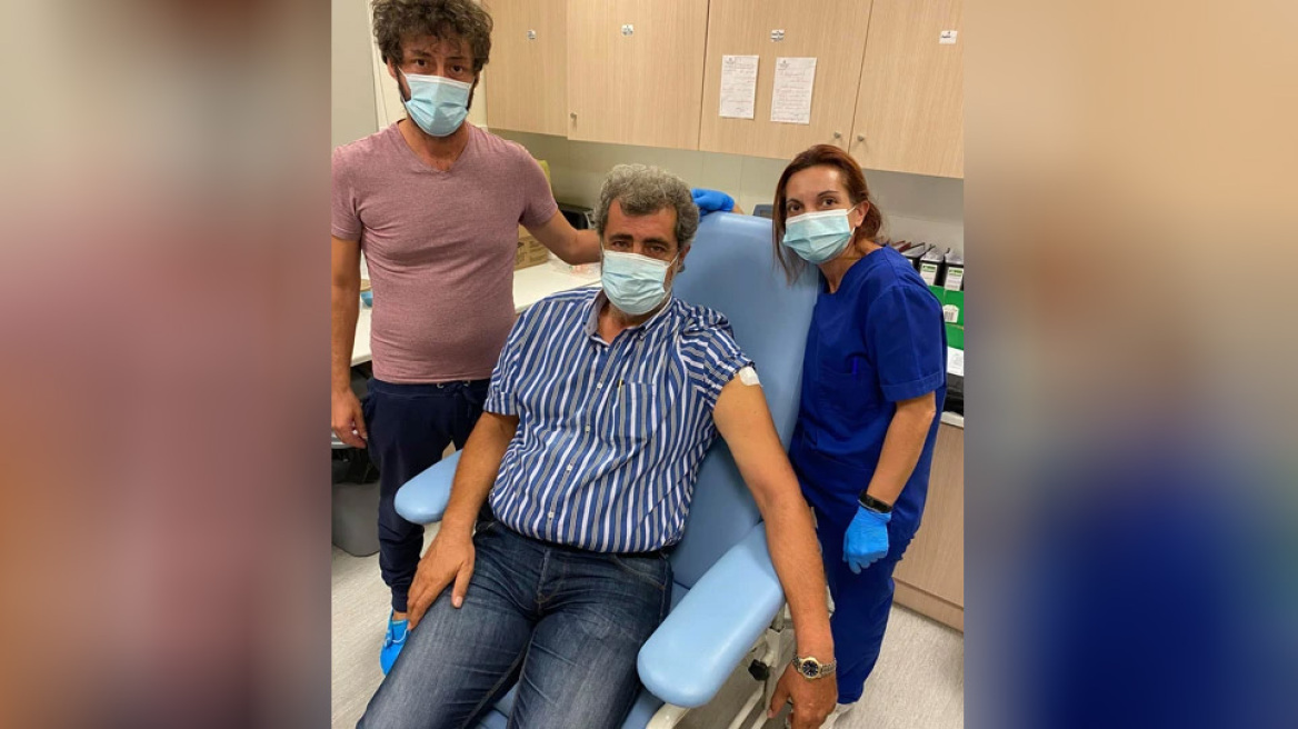 Δείτε πώς «αιτιολογεί» το εμβόλιο ο Πολάκης με ανάρτησή του στο facebook