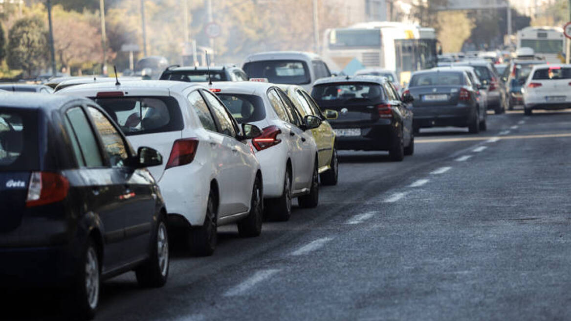 Κίνηση στους δρόμους: Πού έχει μποτιλιάρισμα τώρα στην Αθήνα, καθυστερήσεις επί της Κηφισίας - Live εικόνα