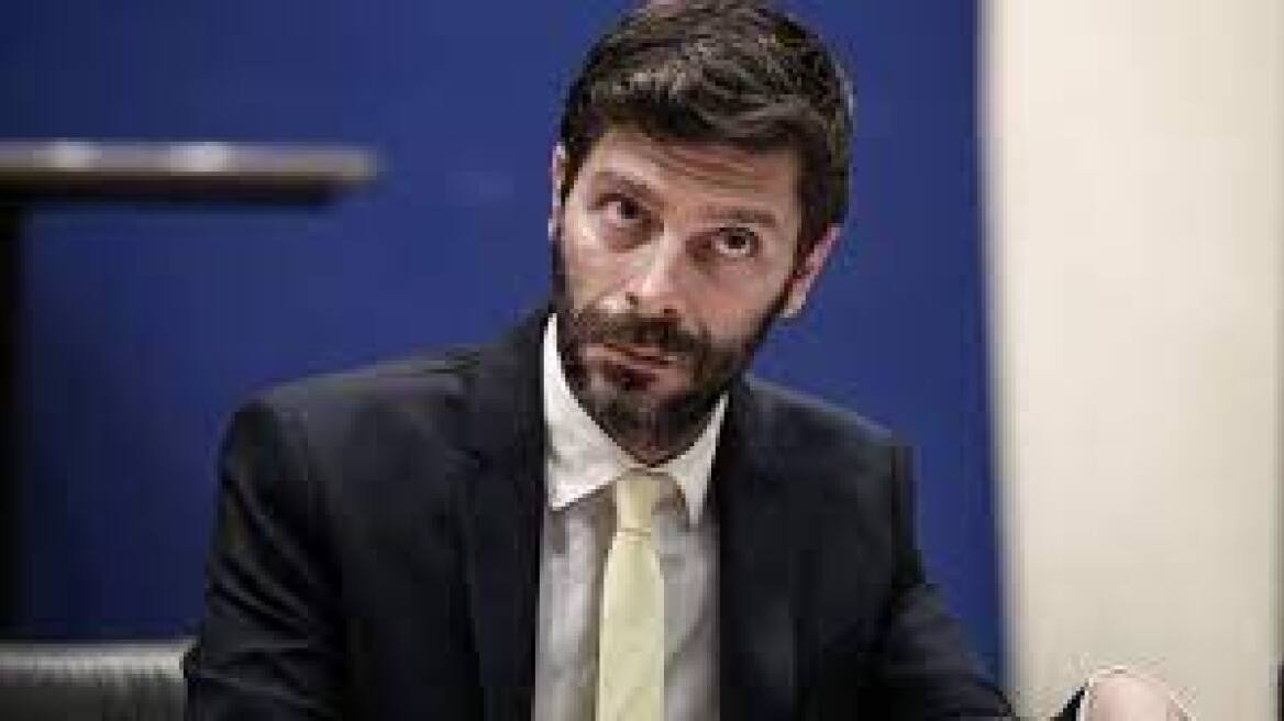 Γιατρομανωλάκης: Από πότε η επιβίωση του Ελληνισμού βασίζεται στην καταπίεση και στη στέρηση δικαιωμάτων;