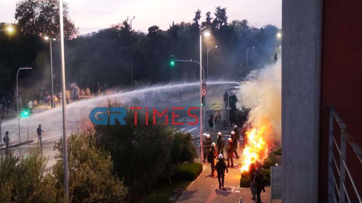 Θεσσαλονίκη: Συλλήψεις μετά τα επεισόδια με μολότοφ και χημικά 
