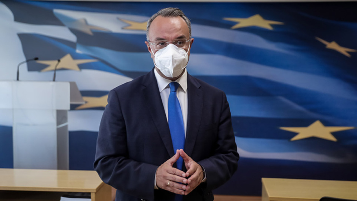 Σταϊκούρας: Αυξάνεται το επίδομα θέρμανσης κατά 20% και επιδοτείται κατά 30 ευρώ η μεγαβατώρα