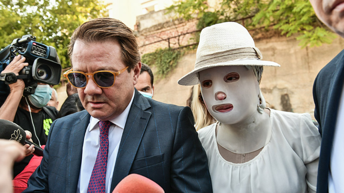 Επίθεση με βιτριόλι: Οργή από την Ιωάννα για τα όσα υποστηρίζει ο 40χρονος