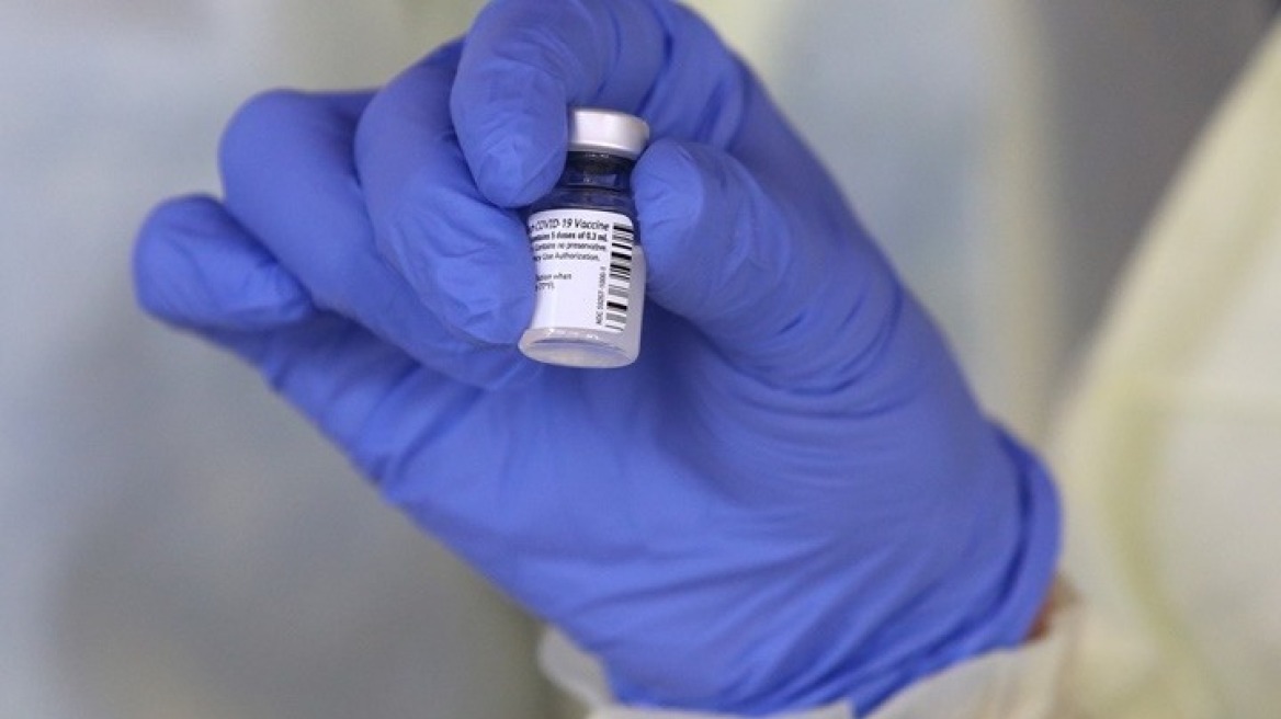 Σήμερα οι ανακοινώσεις για την 3η δόση του εμβολίου 