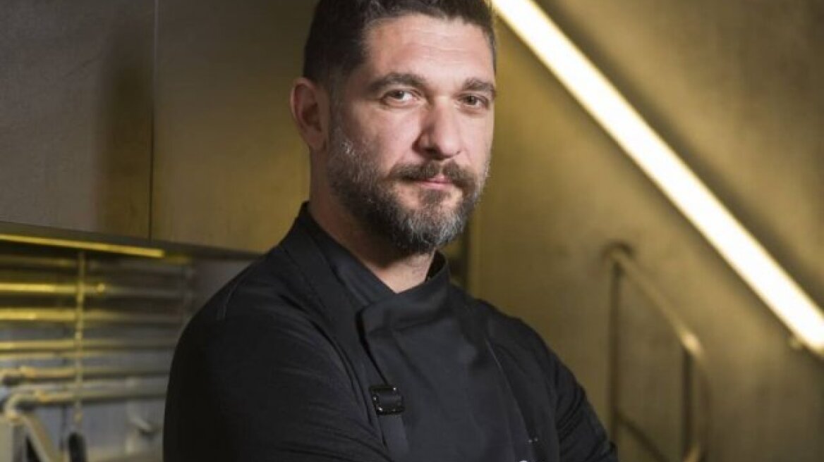 Πάνος Ιωαννίδης: «Έφτιαχνα και πουλούσα κοσμήματα στον δρόμο, μέχρι που με έπιασαν μία μέρα χωρίς άδεια και σταμάτησα»