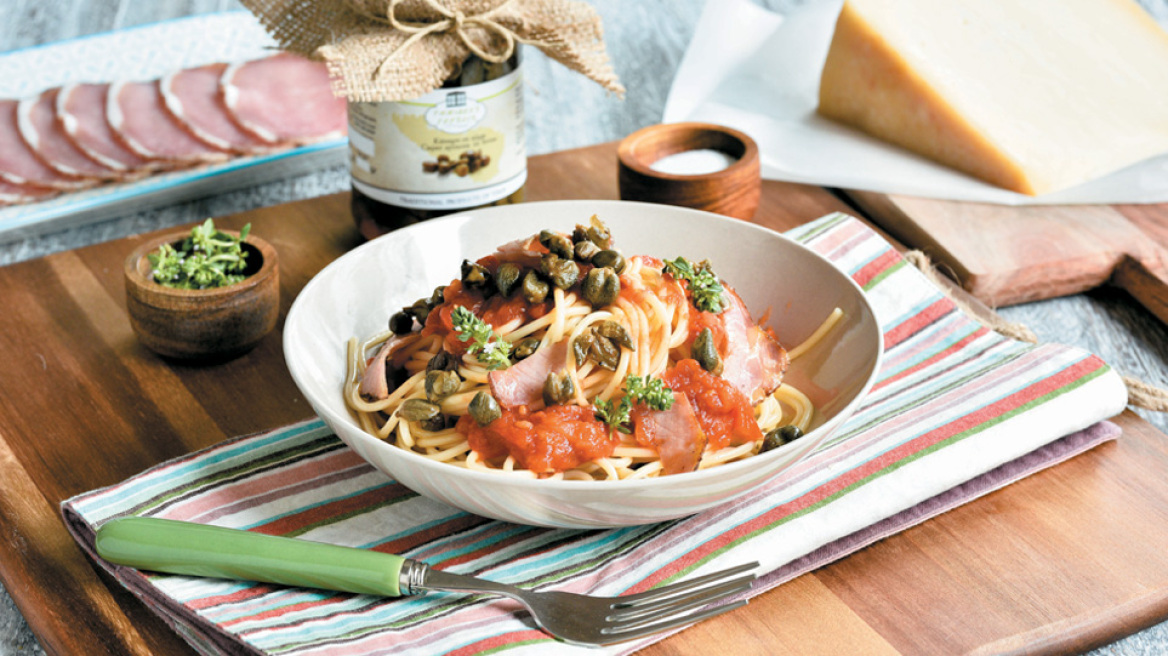 Συνταγή: Σπαγγέτι με λούζα και κάππαρη Τήνου