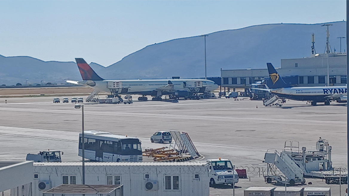 Αίσιο τέλος στο θρίλερ στο «Ελ. Βενιζέλος»: Προσγειώθηκε με ασφάλεια η πτήση της «Δέλτα»