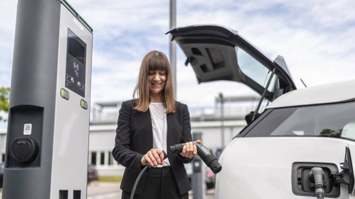 Η Bosch πρωτοπορεί και στην φόρτιση ηλεκτρικών οχημάτων 