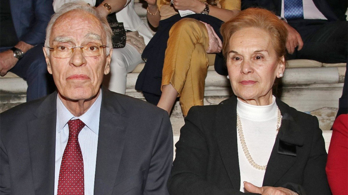 Βασίλης Λεβέντης: «Εγώ είμαι καλά χάρη στο εμβόλιο» λέει η σύζυγός του