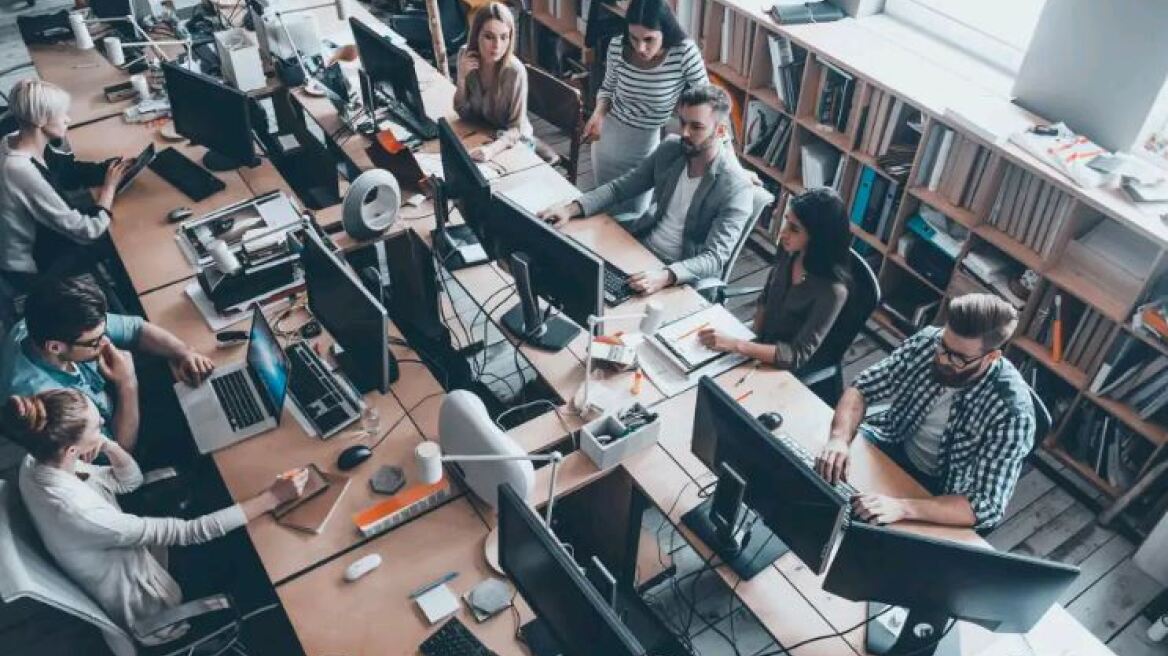 Η αδιανόητη συμβουλή διευθυντή σε υποψήφιους εργαζόμενους: «Το χειρότερο ειναι να ρωτάς τι μισθό θα πάρεις»