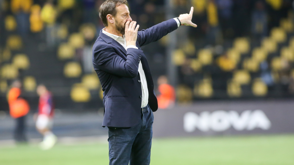 Άρης: Αποδοκιμασίες για Μάντζιο και παίκτες