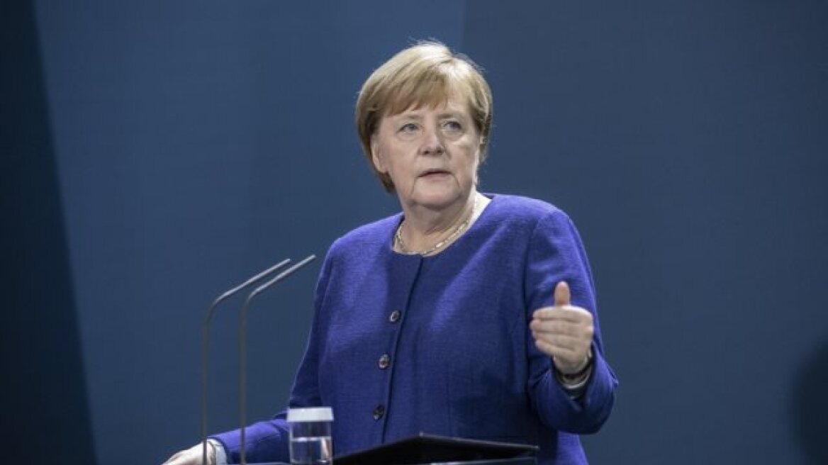 Μέρκελ στην επέτειο για την Ημέρα της Γερμανικής Ενότητας: «Να προστατεύσουμε τη δημοκρατία»