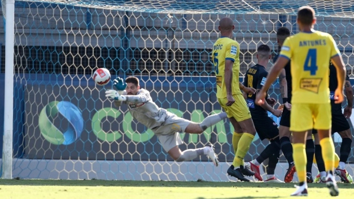 ΑΕΚ: Ο «Κέρβερος» του Αγρινίου, Τσίτσαν Στάνκοβιτς